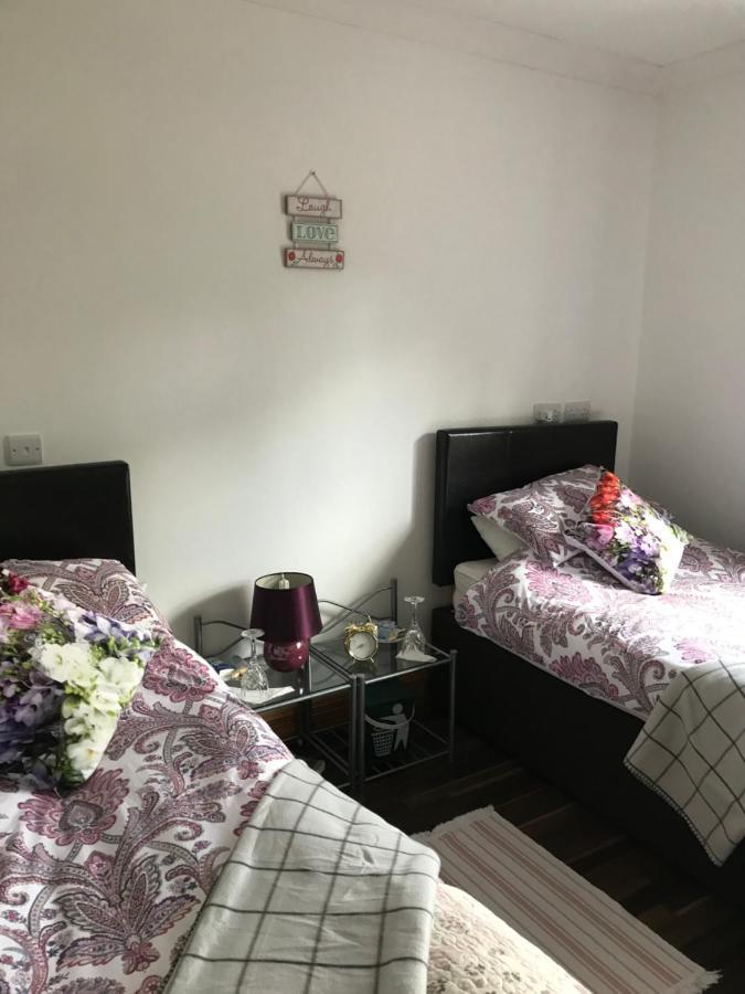 Pat'S Place Apartamento Ballaghaderreen Exterior foto